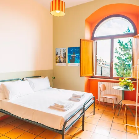 Hostel Old Town *